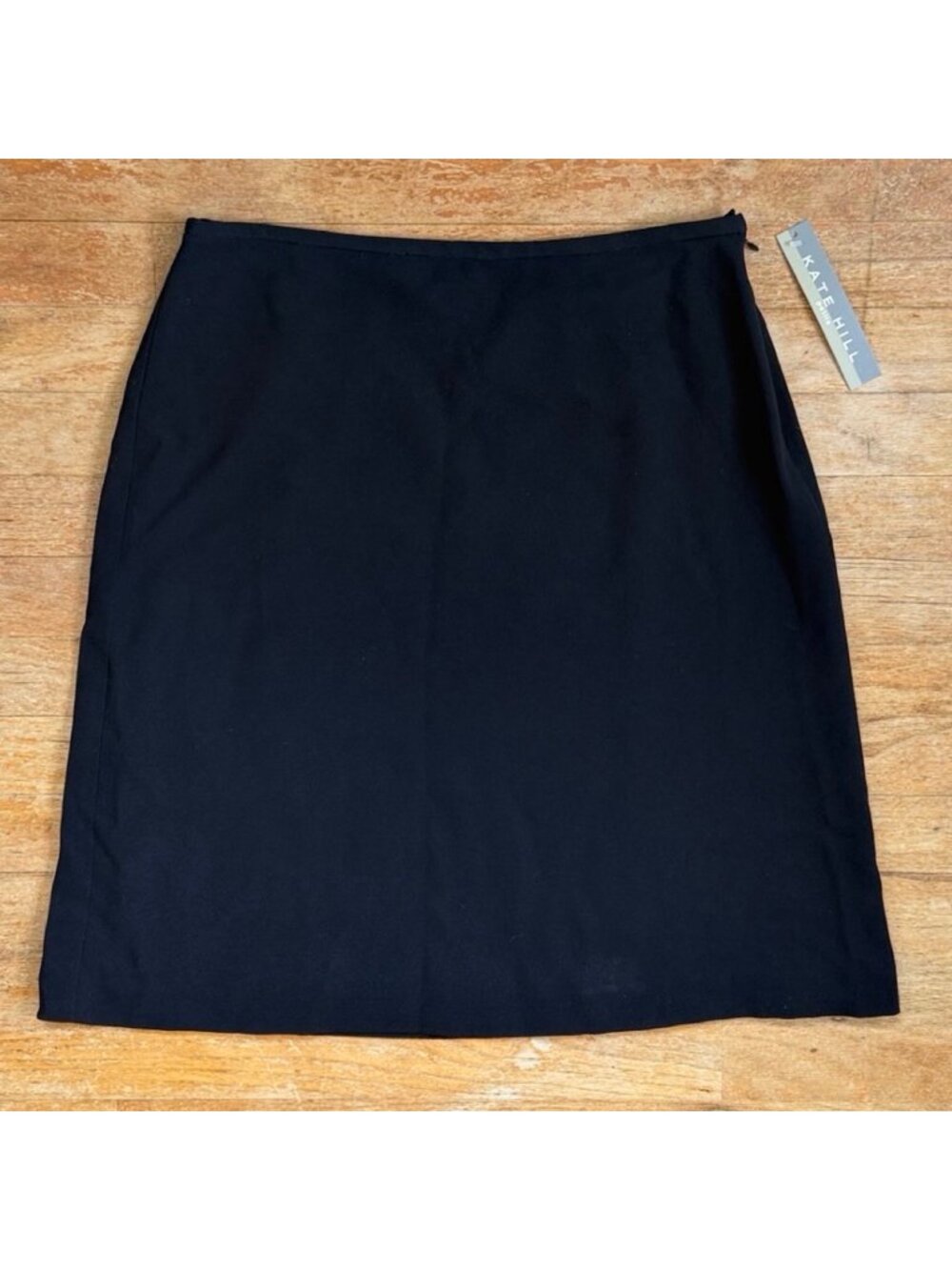 Kate Hill Skirt Size 10P Black Crepe A-Line  28" Waist Classic Minimalist  Class